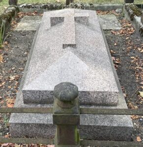 Huguenots and Other Weavers - Merceron Family Tomb